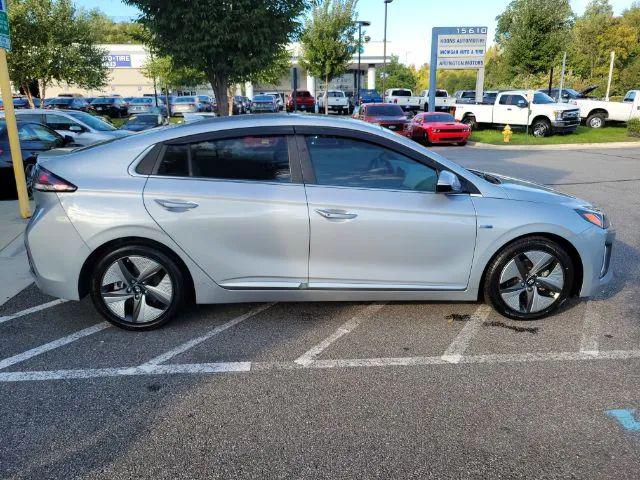 2020 Hyundai IONIQ Hybrid Limited