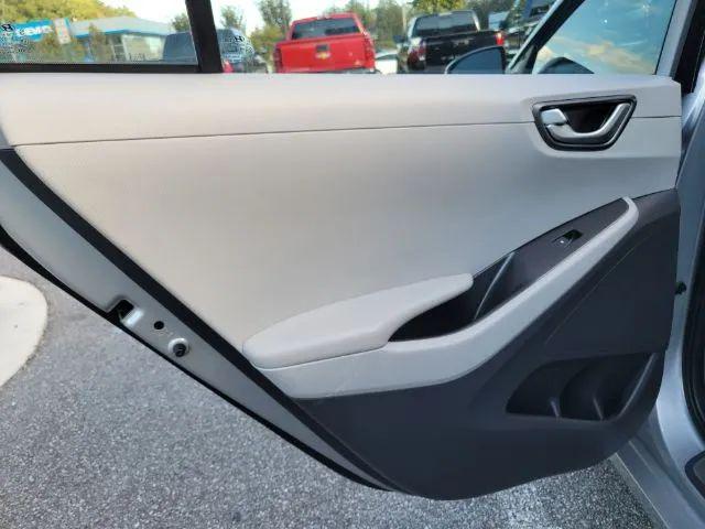 2020 Hyundai IONIQ Hybrid Limited