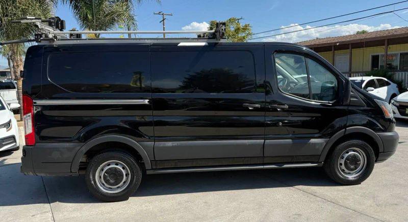 2018 Ford Transit w/Sliding Side Door w/RWB