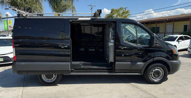 2018 Ford Transit w/Sliding Side Door w/RWB