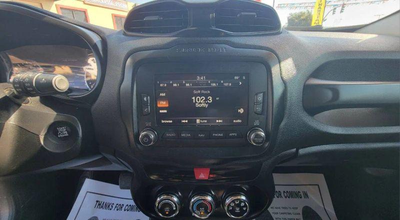 2017 Jeep Renegade Altitude 4x4