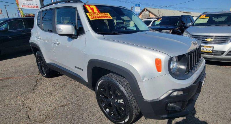 2017 Jeep Renegade Altitude 4x4 for sale in Oakdale, CA