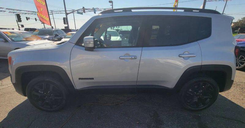 2017 Jeep Renegade Altitude 4x4