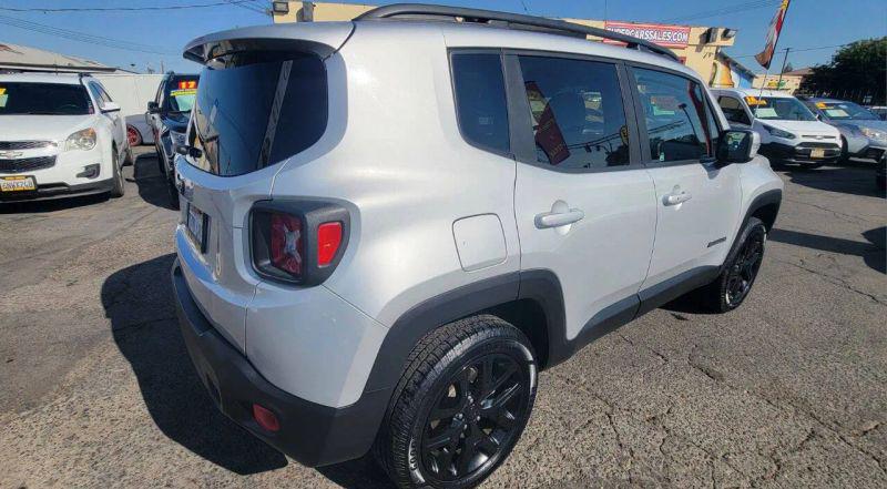 2017 Jeep Renegade Altitude 4x4