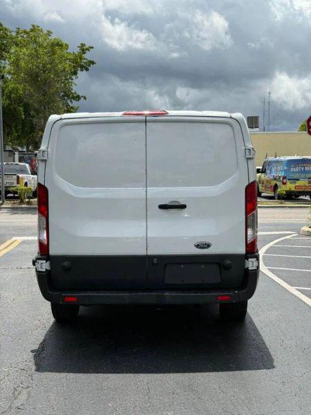 2017 Ford Transit w/60/40 Side Door w/LWB