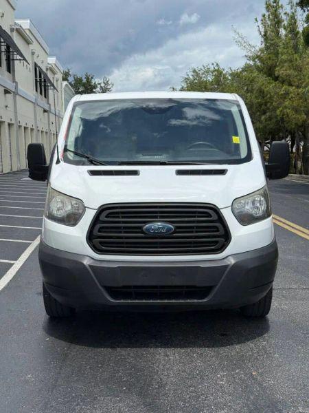 2017 Ford Transit w/60/40 Side Door w/LWB