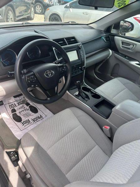 2016 Toyota Camry LE