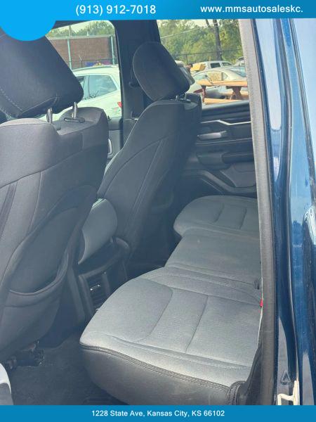 2022 Ram 1500 Big Horn Quad Cab 4x4 6'4" Box