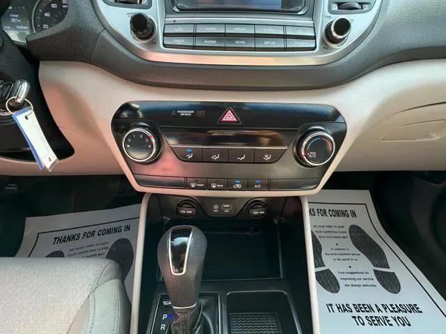 2017 Hyundai Tucson SE