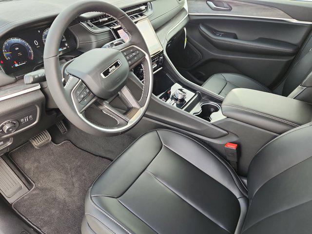 2025 Jeep Grand Cherokee L Limited 4x4