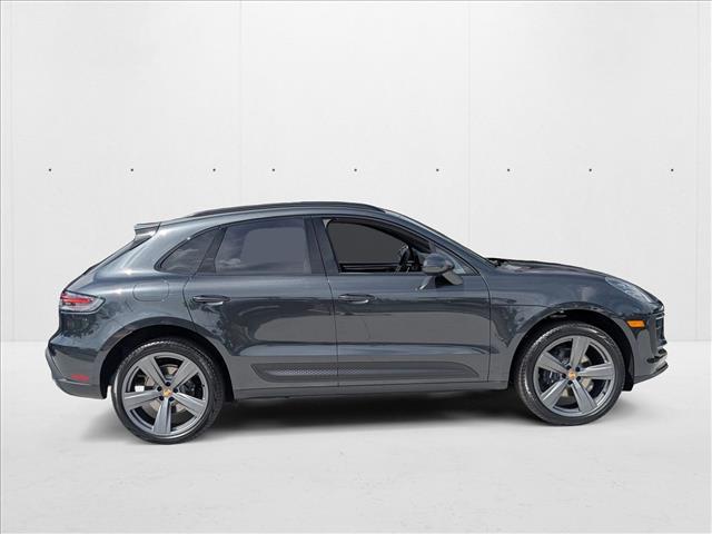 2026 Porsche Macan AWD