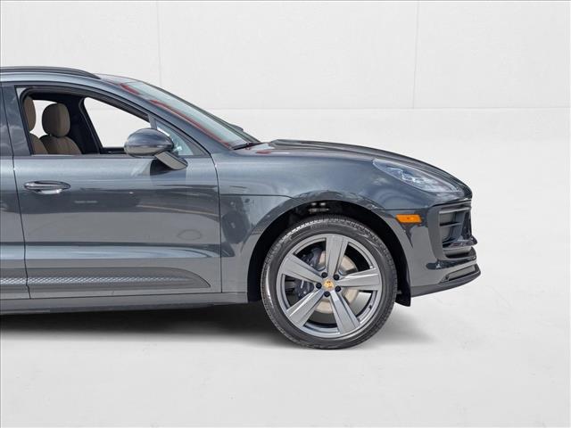 2026 Porsche Macan AWD
