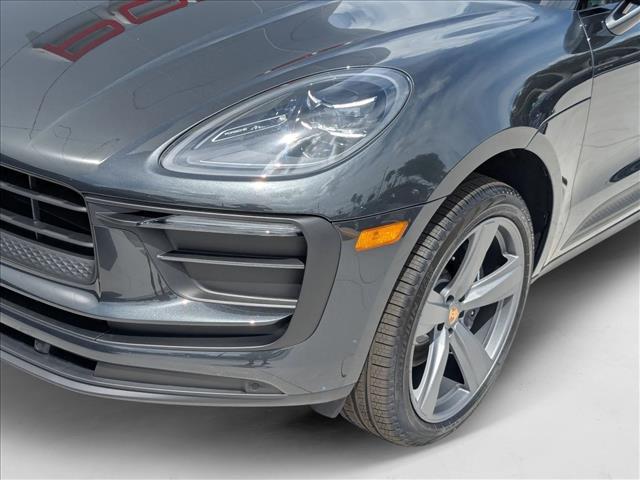 2026 Porsche Macan AWD