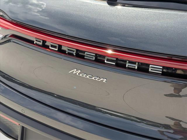 2026 Porsche Macan AWD