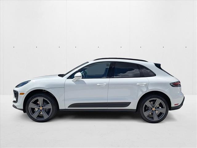 2026 Porsche Macan AWD