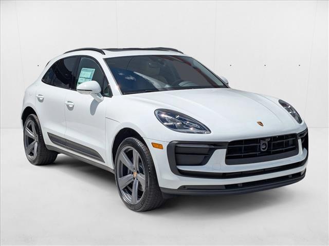 2026 Porsche Macan AWD