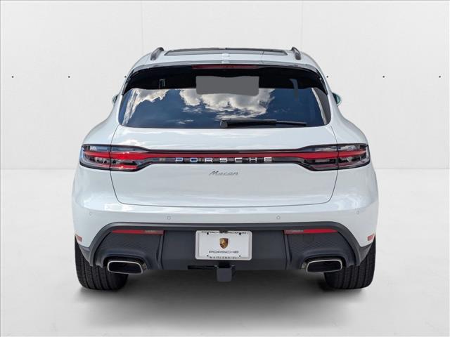2026 Porsche Macan AWD