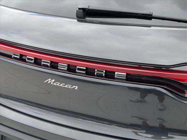 2026 Porsche Macan AWD