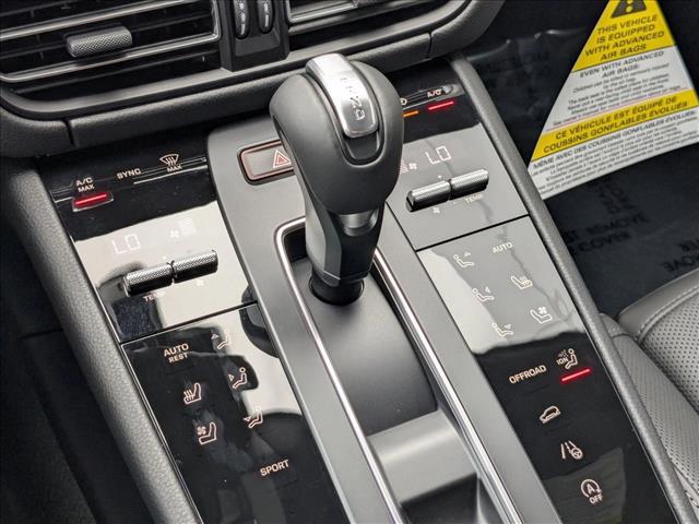 2026 Porsche Macan AWD