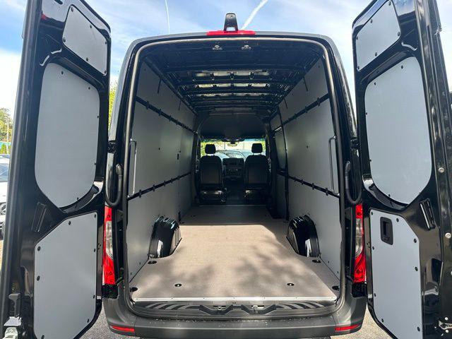 2026 Mercedes-Benz Sprinter Cargo Van High Roof