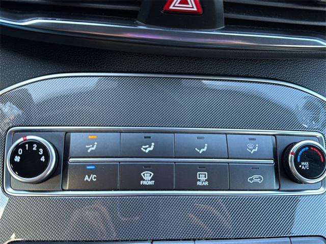 2023 Hyundai Santa Fe SE