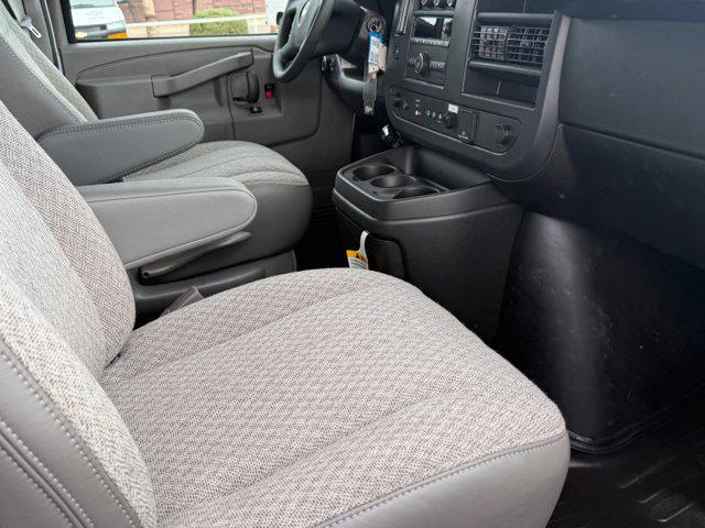2025 Chevrolet Express Cutaway Work Van