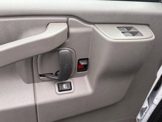 2025 Chevrolet Express Cutaway Work Van