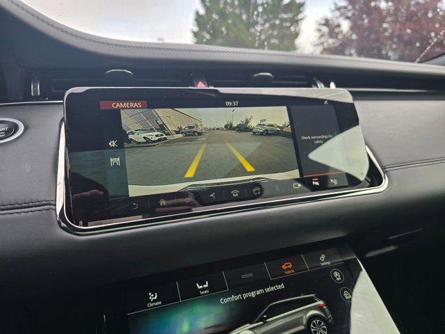 2020 Land Rover Range Rover Evoque R-Dynamic SE