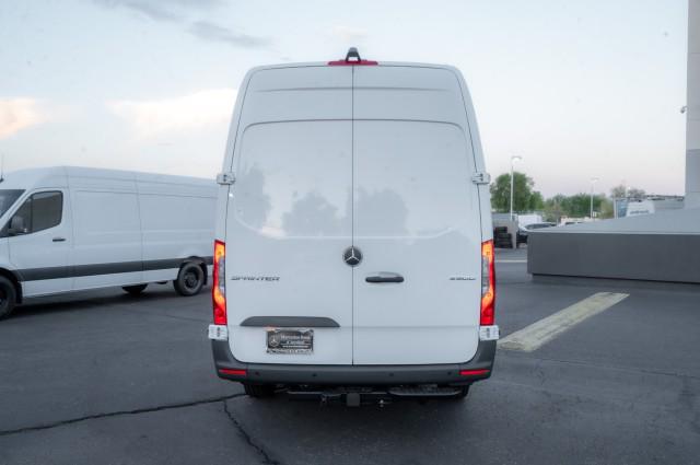 2026 Mercedes-Benz Sprinter Crew Van High Roof 4-Cyl Diesel HO