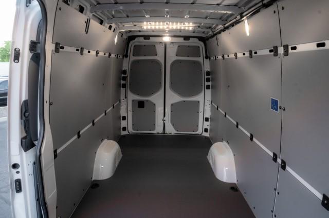 2026 Mercedes-Benz Sprinter Crew Van High Roof 4-Cyl Diesel HO