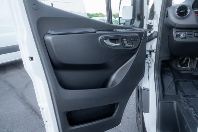2026 Mercedes-Benz Sprinter Crew Van High Roof 4-Cyl Diesel HO