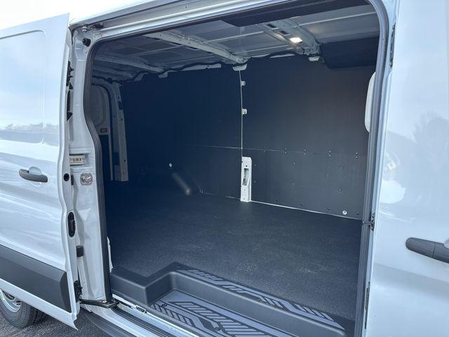2025 Ford Transit Cargo Van Base