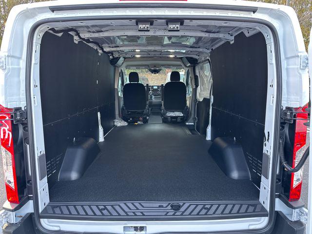 2025 Ford Transit Cargo Van Base
