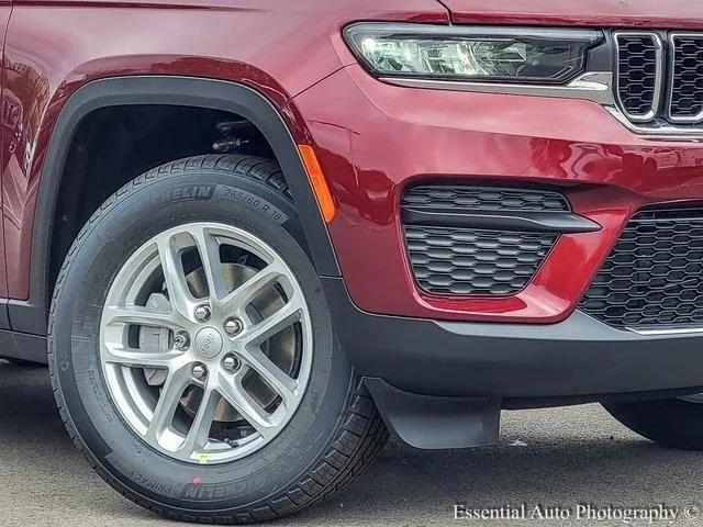 2025 Jeep Grand Cherokee GRAND CHEROKEE LAREDO X 4X4