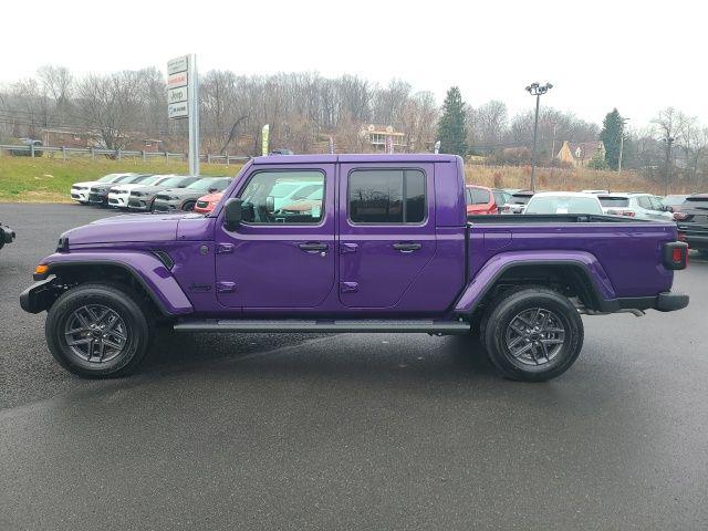 2026 Jeep Gladiator GLADIATOR SPORT S 4X4 2026 Jeep Gladiator GLADIATOR SPORT S 4X4