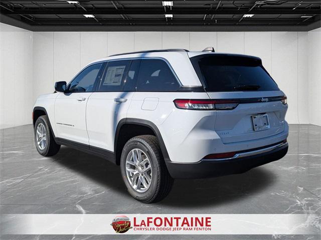 2025 Jeep Grand Cherokee GRAND CHEROKEE LAREDO X 4X4 2025 Jeep Grand Cherokee GRAND CHEROKEE LAREDO X 4X4