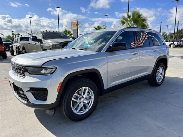 2025 Jeep Grand Cherokee GRAND CHEROKEE LAREDO X 4X2 2025 Jeep Grand Cherokee GRAND CHEROKEE LAREDO X 4X2