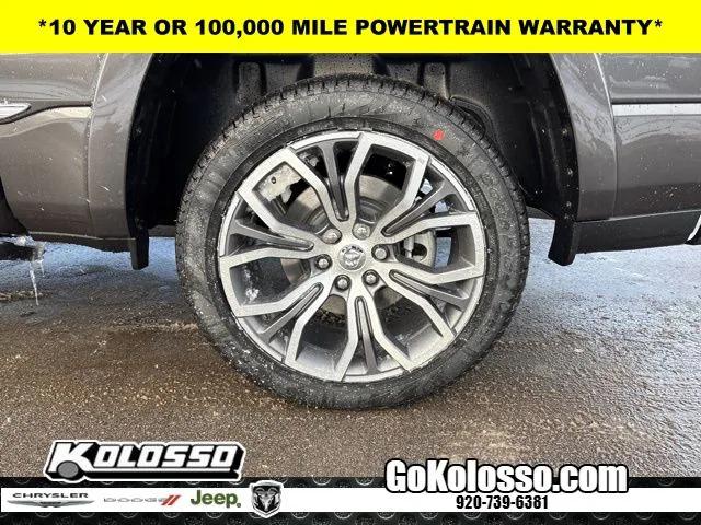 2026 Ram 1500 Tungsten Crew Cab 4x4 5'7" Box