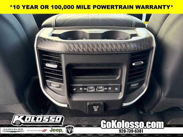 2026 Ram 1500 Tungsten Crew Cab 4x4 5'7" Box