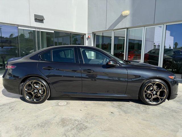 2025 Alfa Romeo Giulia GIULIA INTENSA RWD