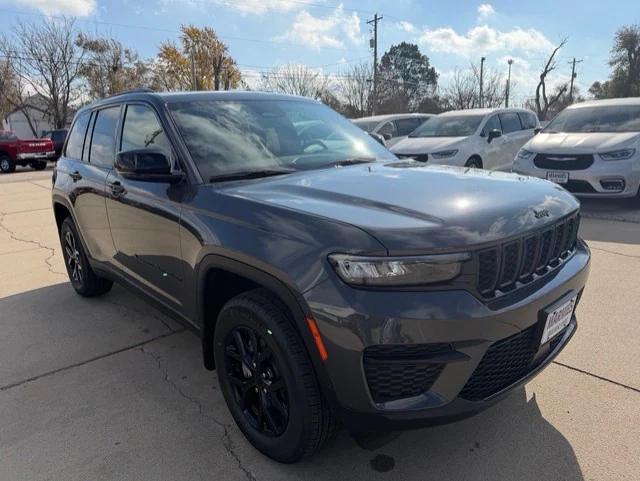 2025 Jeep Grand Cherokee GRAND CHEROKEE ALTITUDE X 4X4