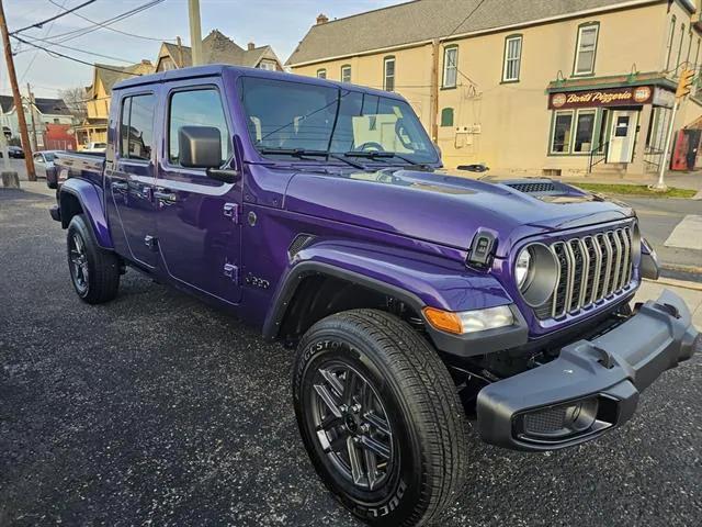 2026 Jeep Gladiator GLADIATOR SPORT S 4X4