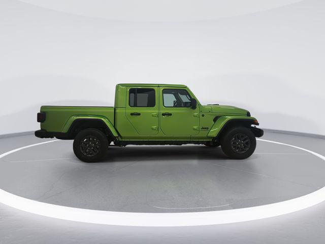 2026 Jeep Gladiator GLADIATOR SPORT S 4X4 2026 Jeep Gladiator GLADIATOR SPORT S 4X4