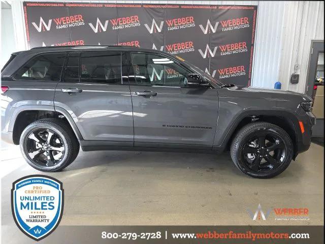 2025 Jeep Grand Cherokee GRAND CHEROKEE LIMITED 4X4