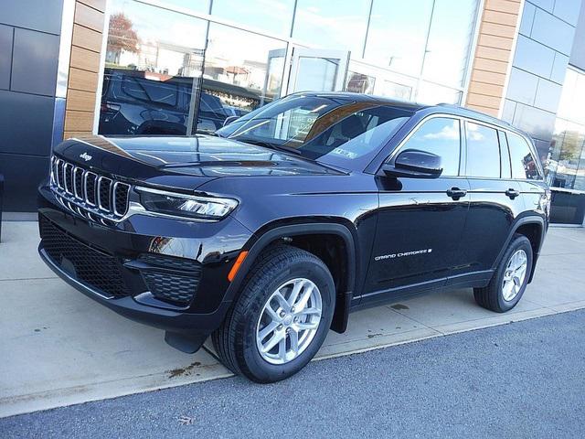 2025 Jeep Grand Cherokee GRAND CHEROKEE LAREDO X 4X4 2025 Jeep Grand Cherokee GRAND CHEROKEE LAREDO X 4X4