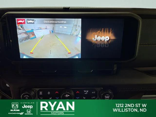 2026 Jeep Gladiator Sport