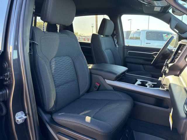 2026 Ram 1500 Lone Star Crew Cab 4x4 5'7" Box