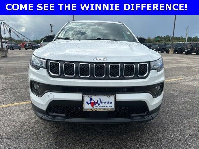 2023 Jeep Compass Latitude Lux FWD