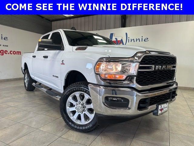 2020 RAM 2500 Tradesman Crew Cab 4X4 64 Box