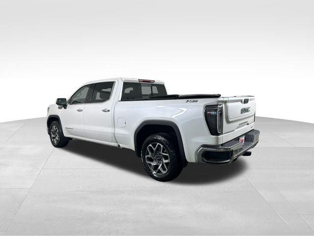 2023 GMC Sierra 1500 4WD Crew Cab Standard Box SLT